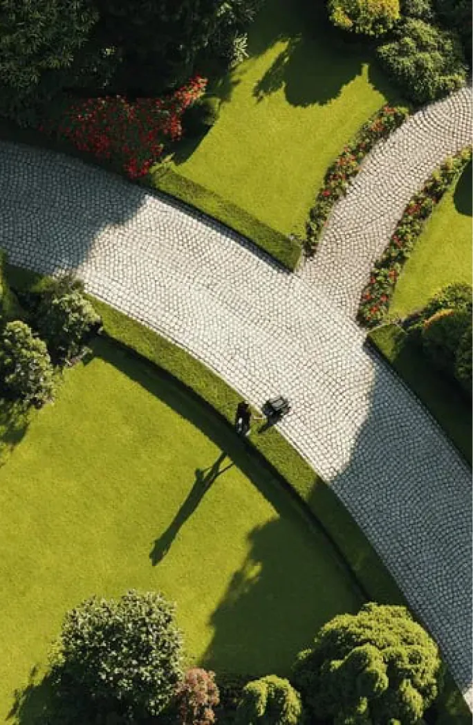 A freshly maintained lawn completed by Vista Green